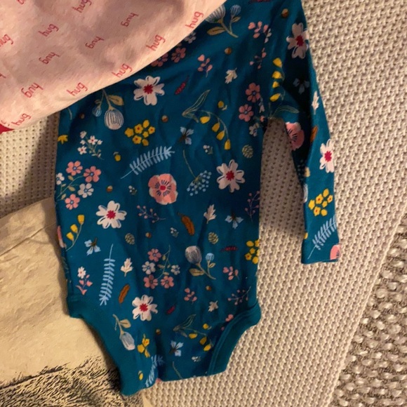 Baby girl Onesies - Picture 5 of 7